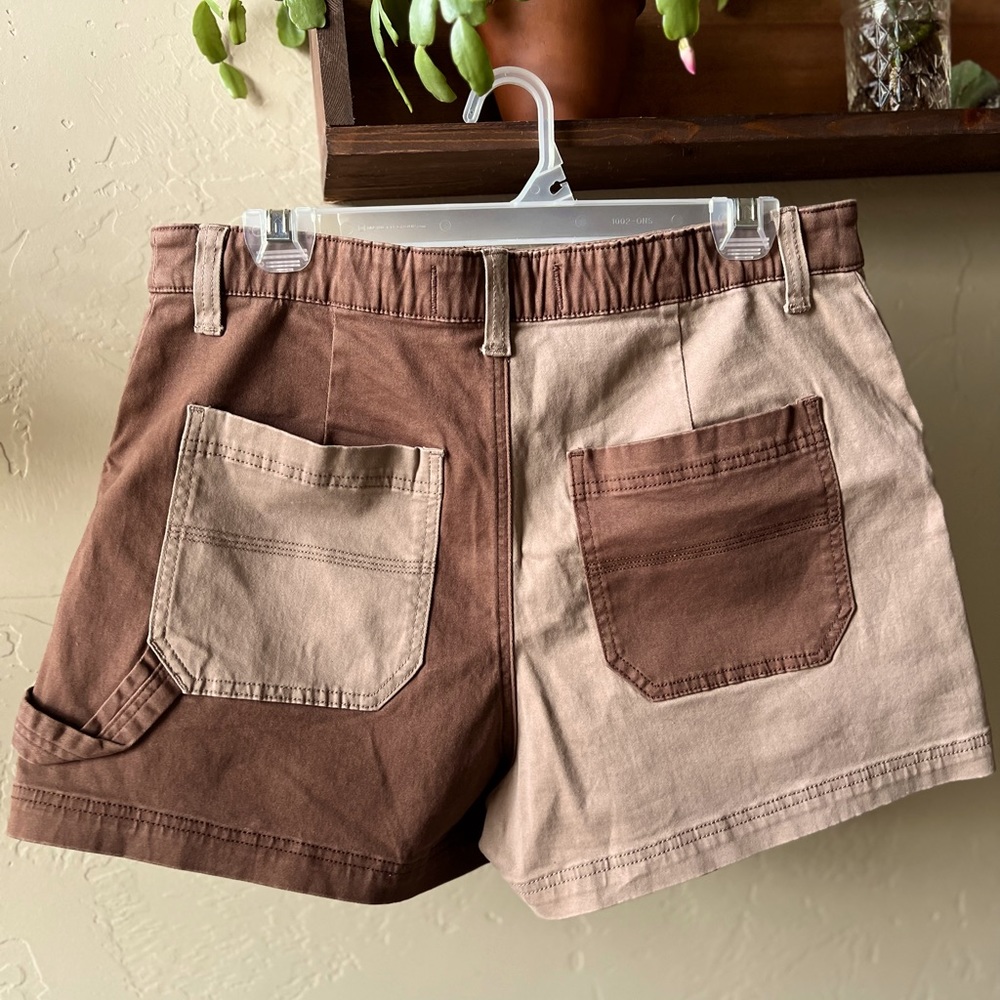 Hollister cargo shorts - Picture 2 of 2